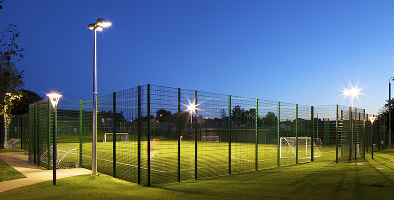 �_����Ժ�y܇�S�аl(f��)OLED�� ��܇�����������Ј�